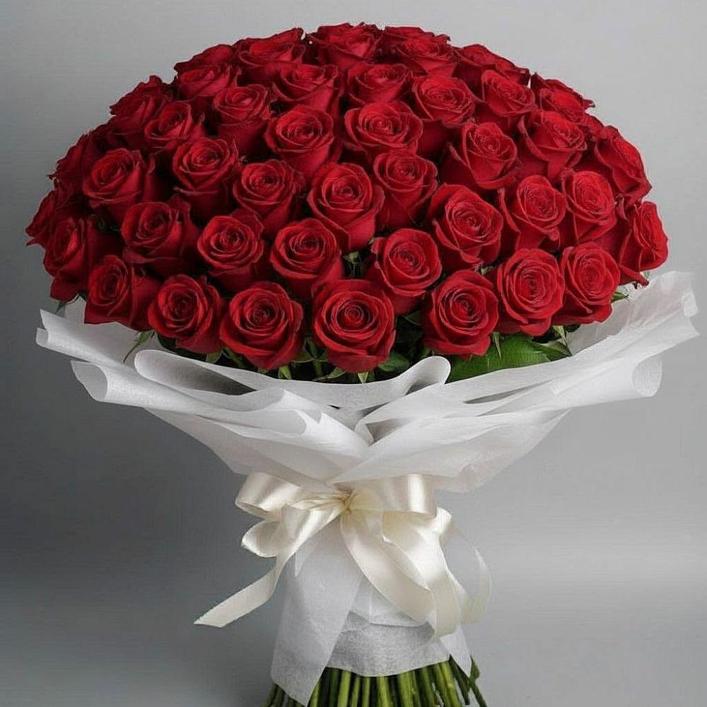 Букет 101 Красная роза Блэк Мэджик в городе Мегион