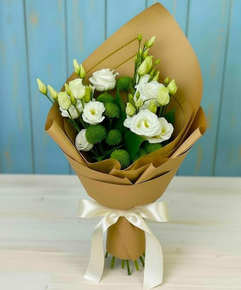 Букет цветов из: Хризантемы и Лизиантусы в городе Мегион