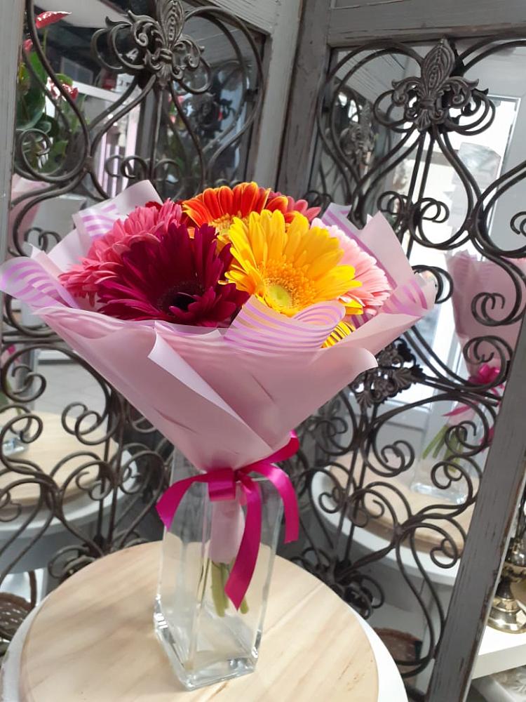 Букет цветов из: Герберы в городе Мегион