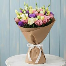 Букет цветов из:  Лизиантусы в городе Мегион